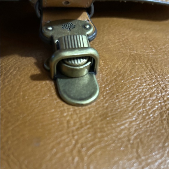 Mulberry Leather Crossbody Bag - Picture 11 of 11